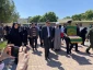 مراسم تبرک جویی از پرچم حرم مطهر امام رضا(ع) با حضور خادمین آستان قدس رضوی در آموزشکده فنی و حرفه ای دختران اردبیل برگزار شد