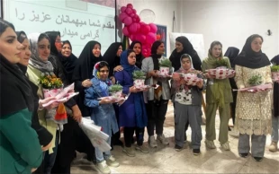 برگزاری مراسم گرامیداشت دهه کرامت و روز دختر در آموزشکده دختران اردبیل 3