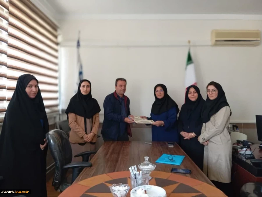 در روز چهارشنبه ۷ خردادماه، جلسه‌ای با محوریت بررسی راهکارهای توسعه ورزش همگانی و ارتقای فعالیت‌های مشترک در محل آموزشکده ملی مهارت دختران اردبیل برگزار شد. 3