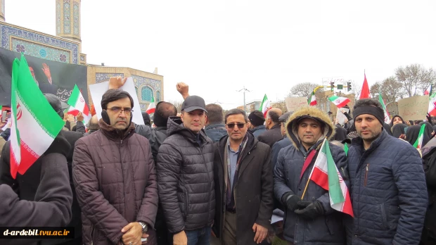 اجتماع سراسری میثاق دانشگاهیان دانشگاه ملی مهارت واحد استانی اردبیل با امام شهید امت و بیعت با سومین رهبر معظم انقلاب اسلامی حضرت آیت‌الله سیدمجتبی حسینی خامنه‌ای (حفظه الله) 8