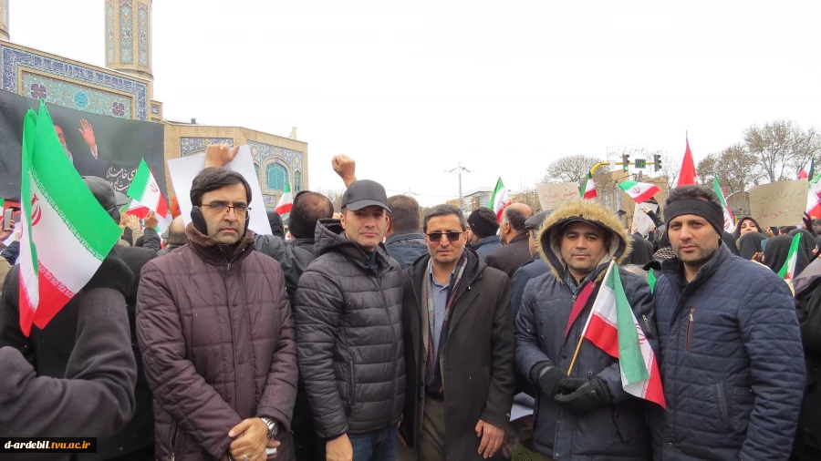 اجتماع سراسری میثاق دانشگاهیان دانشگاه ملی مهارت واحد استانی اردبیل با امام شهید امت و بیعت با سومین رهبر معظم انقلاب اسلامی حضرت آیت‌الله سیدمجتبی حسینی خامنه‌ای (حفظه الله) 8